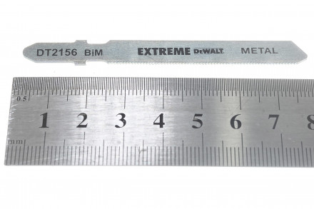 Пилки по металлу BIM (76х51 мм, шаг 0.8 мм, пропил 2.5 мм, T118GF, 3 шт.) DEWALT DT2156