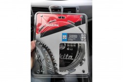 Диск пильный для сэндвич-панелей (235х30х2.3 мм; 50Т) Makita B-31500